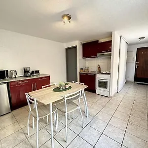  Appartement Spacieux T2 Confort France